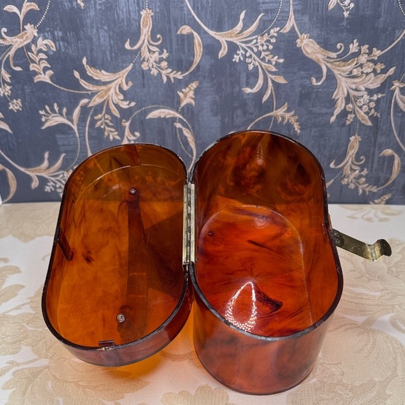 Vintage 1950s Dover Amber Lucite Box Purse - Picture 6 of 11